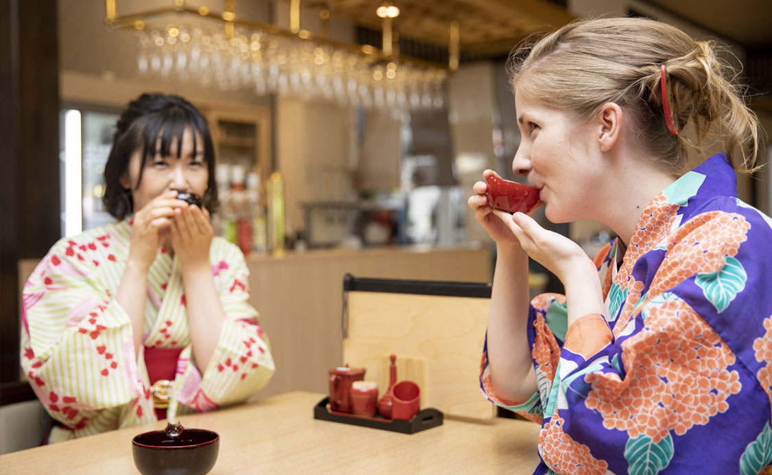 Craftsmanship, History, Passion. Bottled.